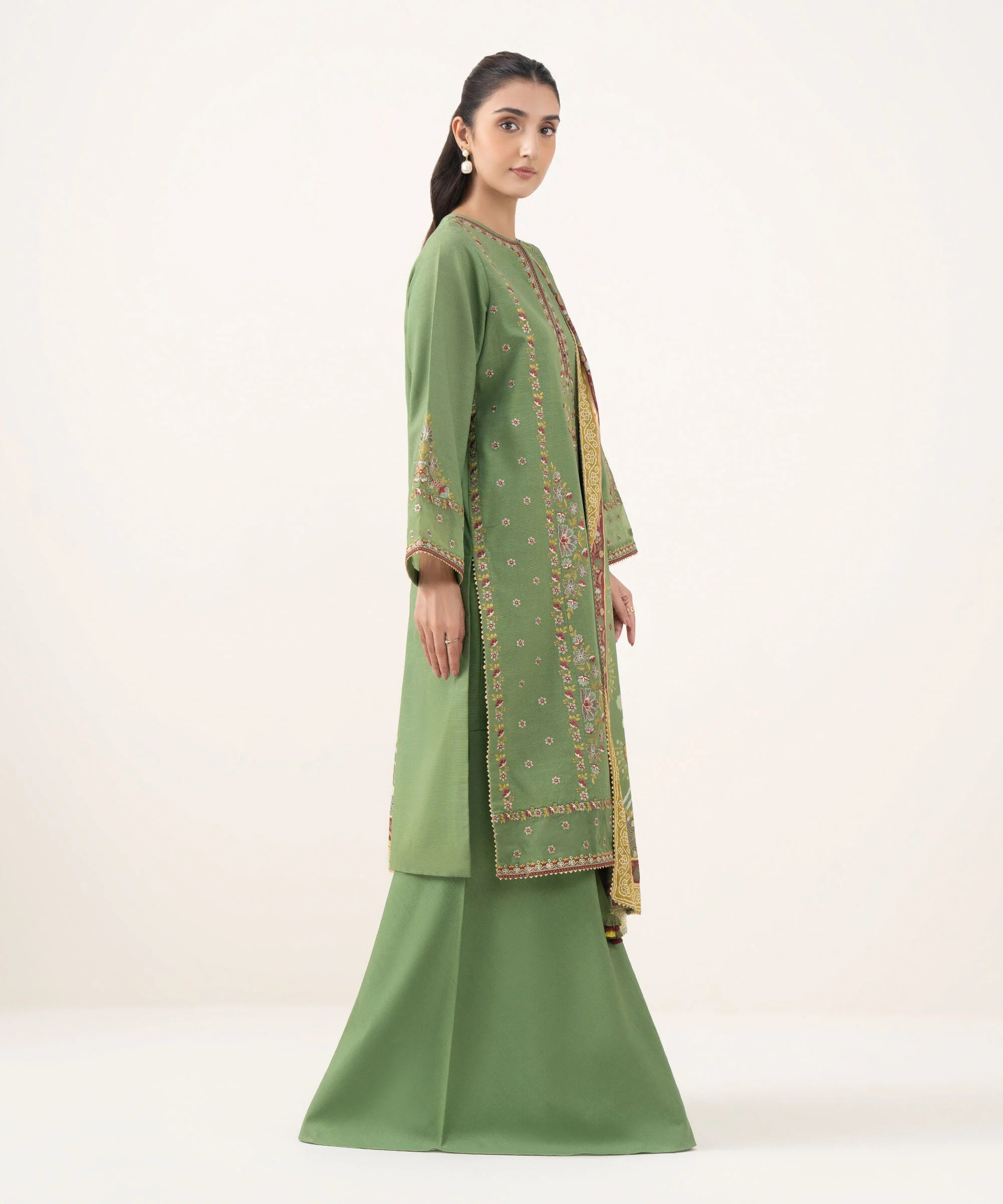 3 Piece - Embroidered Light Khaddar Suit