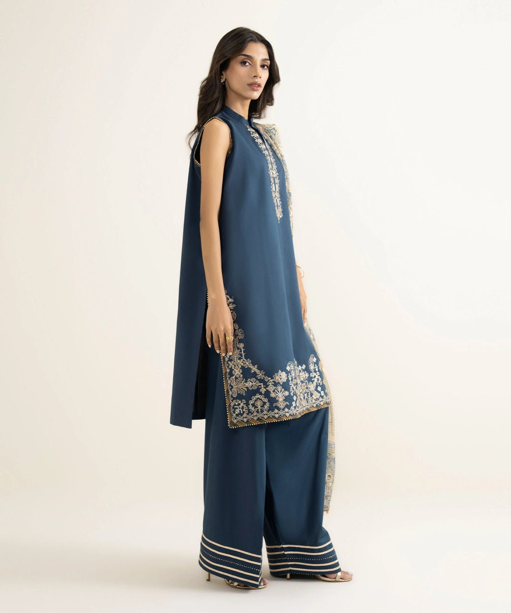 3 Piece - Embroidered Lawn Suit