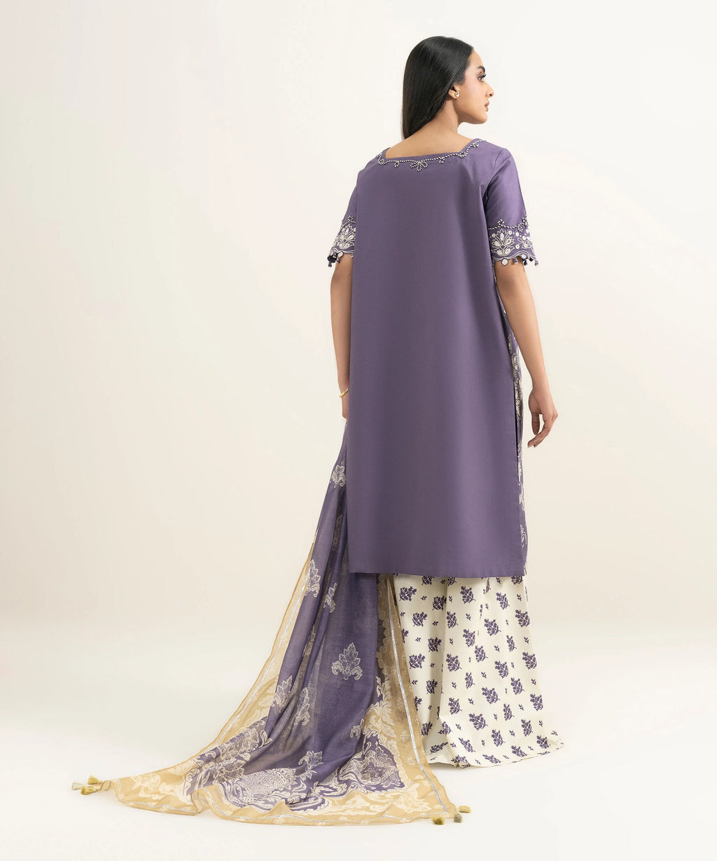 3 Piece - Embroidered Lawn Suit