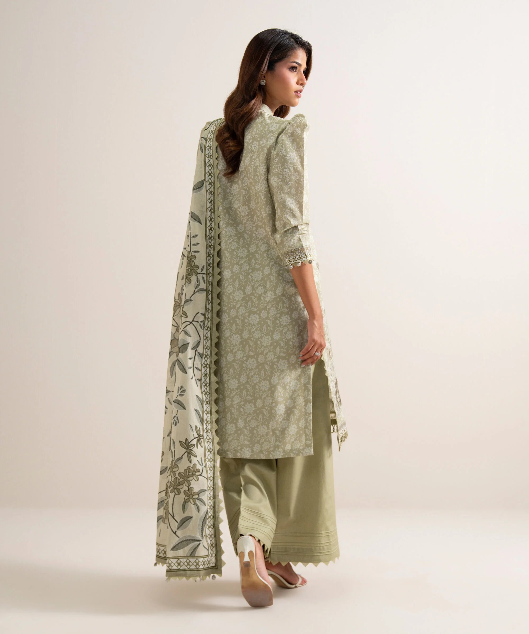 3 Piece - Embroidered Lawn Suit