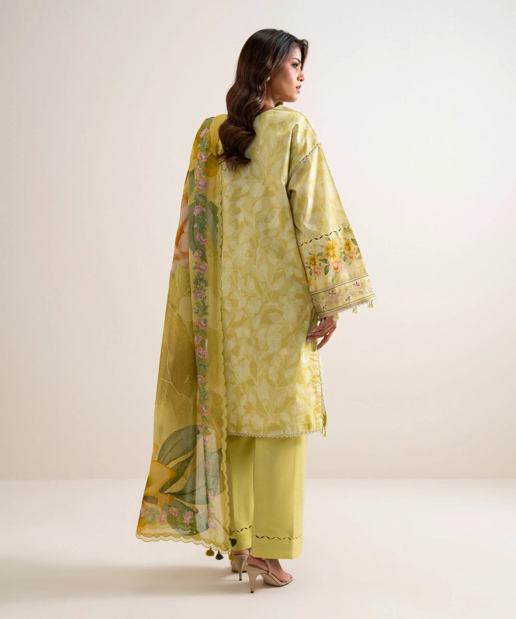 3 Piece - Embroidered Lawn Suit