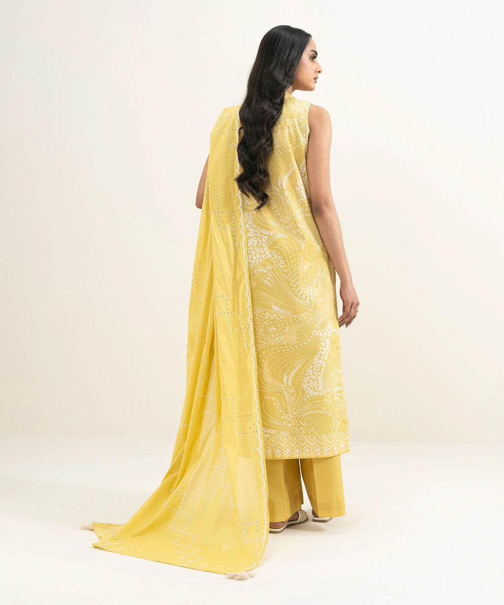 3 Piece - Embroidered Lawn Suit