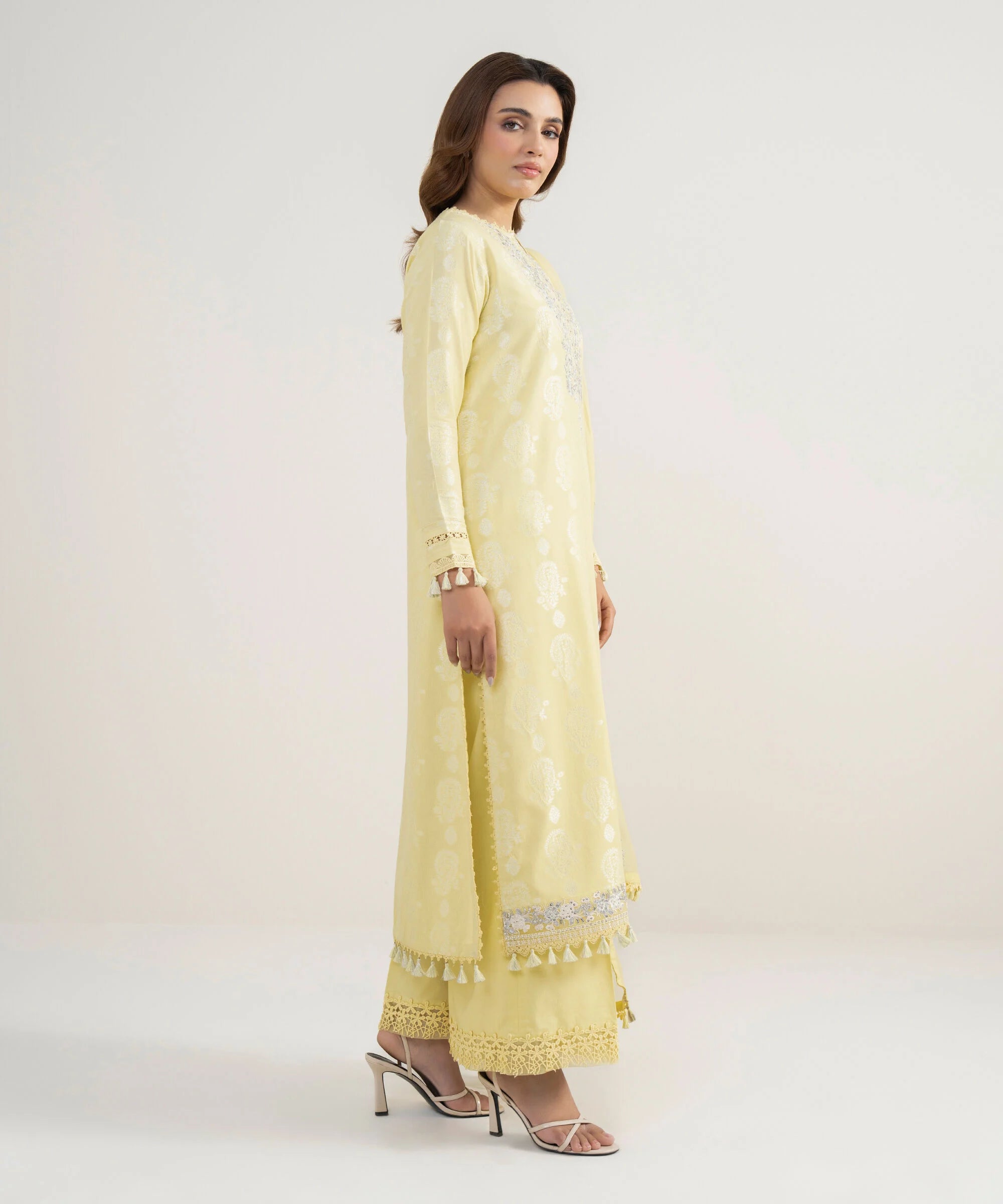 3 Piece - Embroidered Jacquard Suit