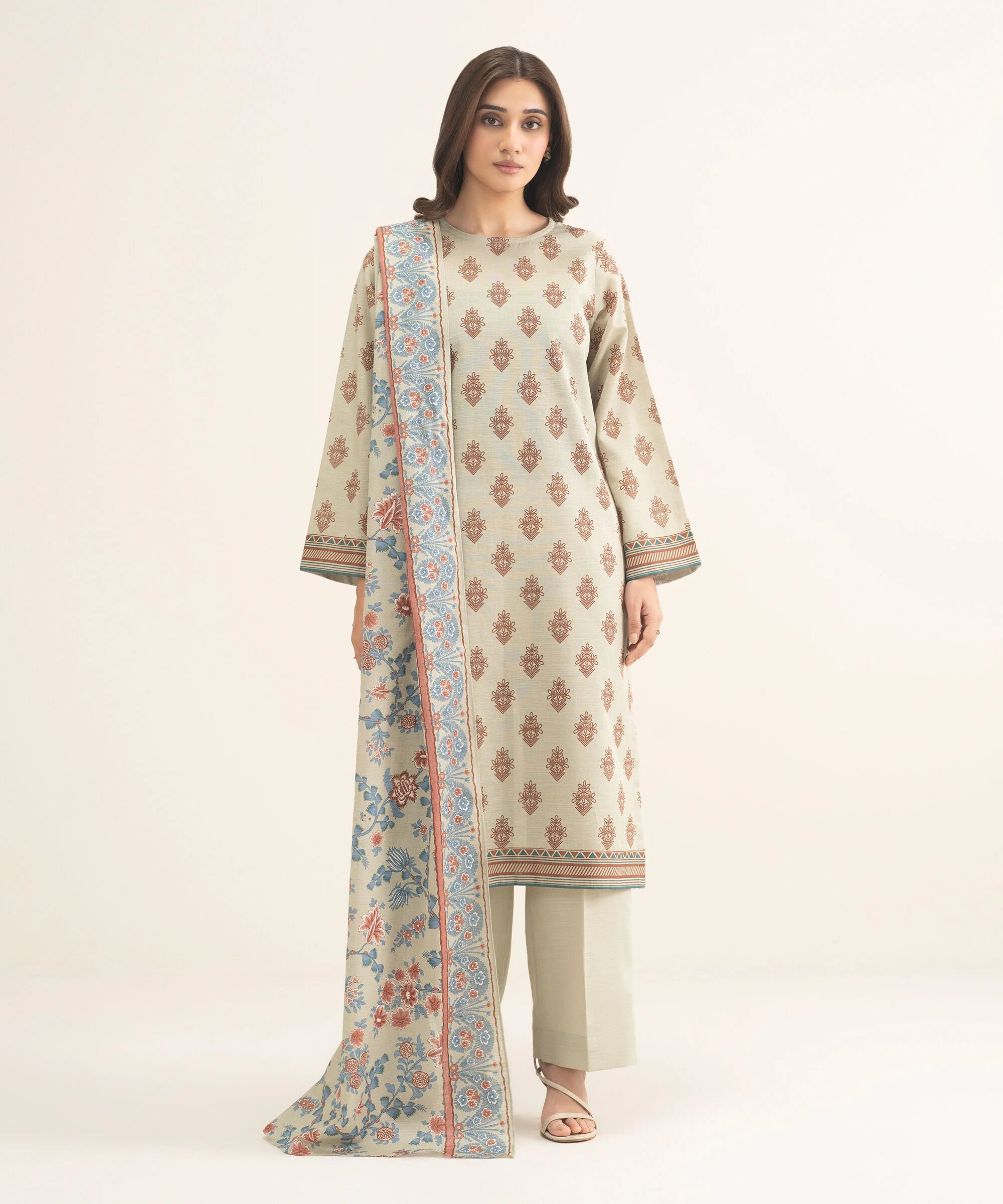 3 Piece - Printed Khaddar Suit