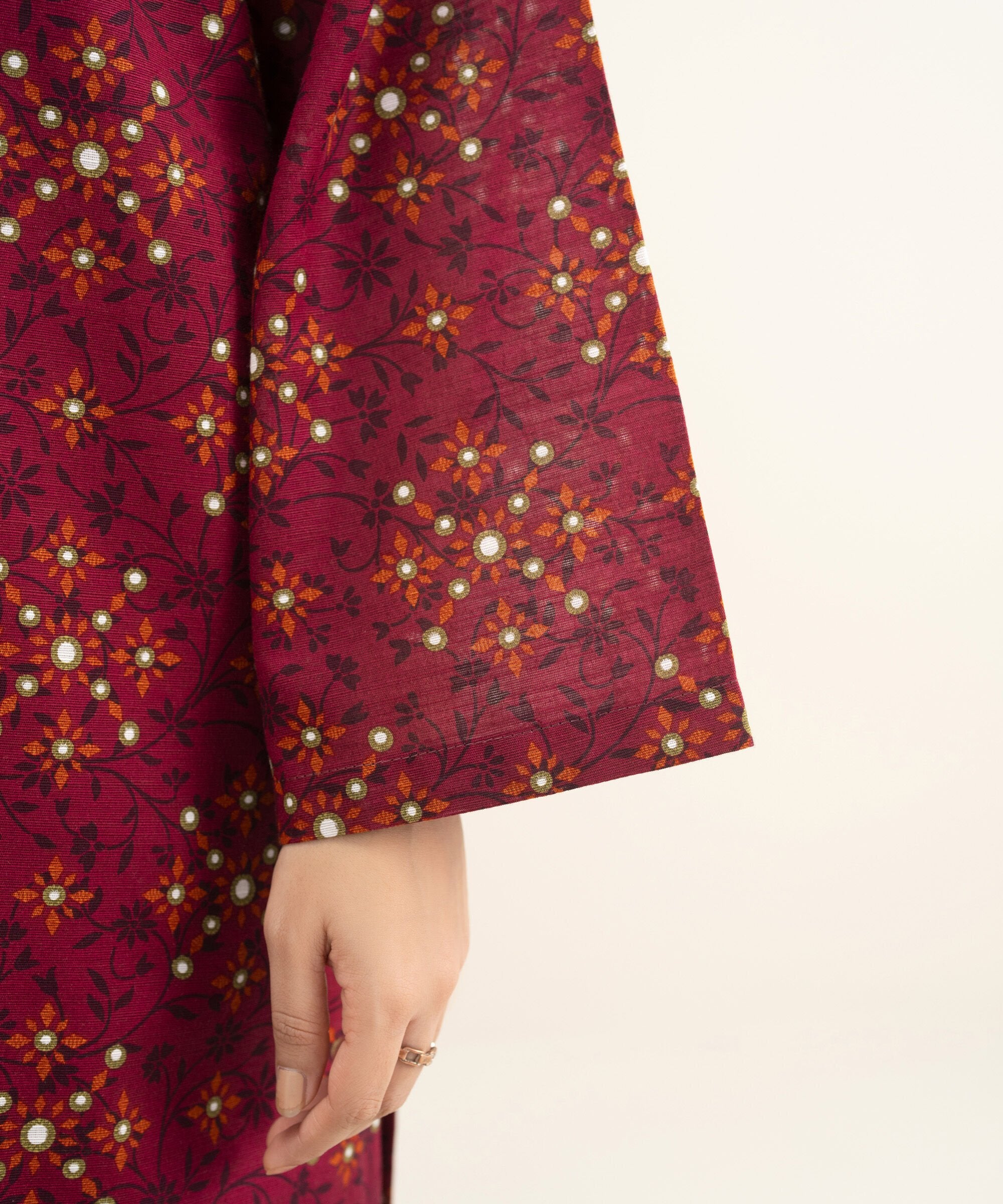 3 Piece - Printed Khaddar Suit
