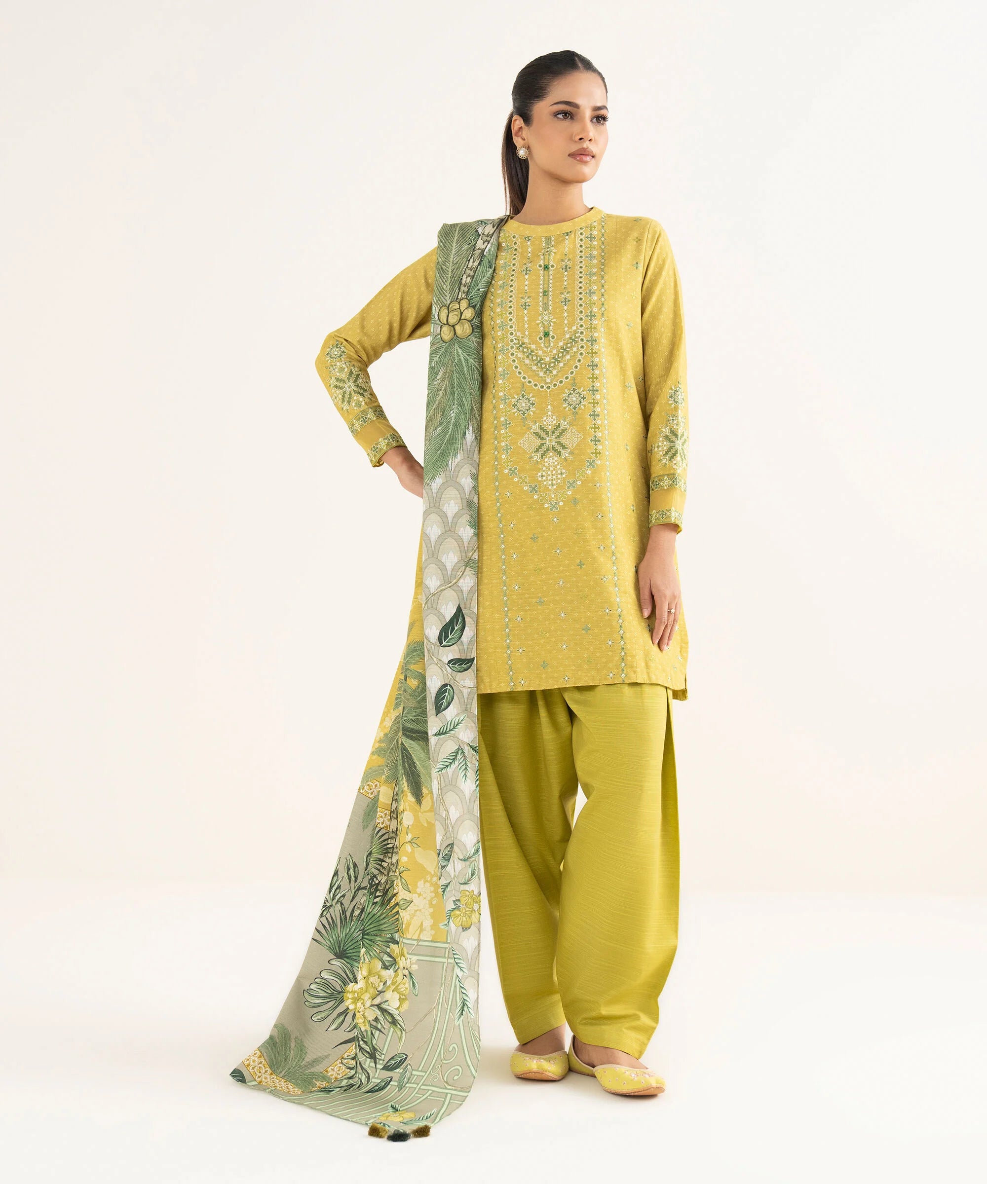 3 Piece - Embroidered Khaddar Suit