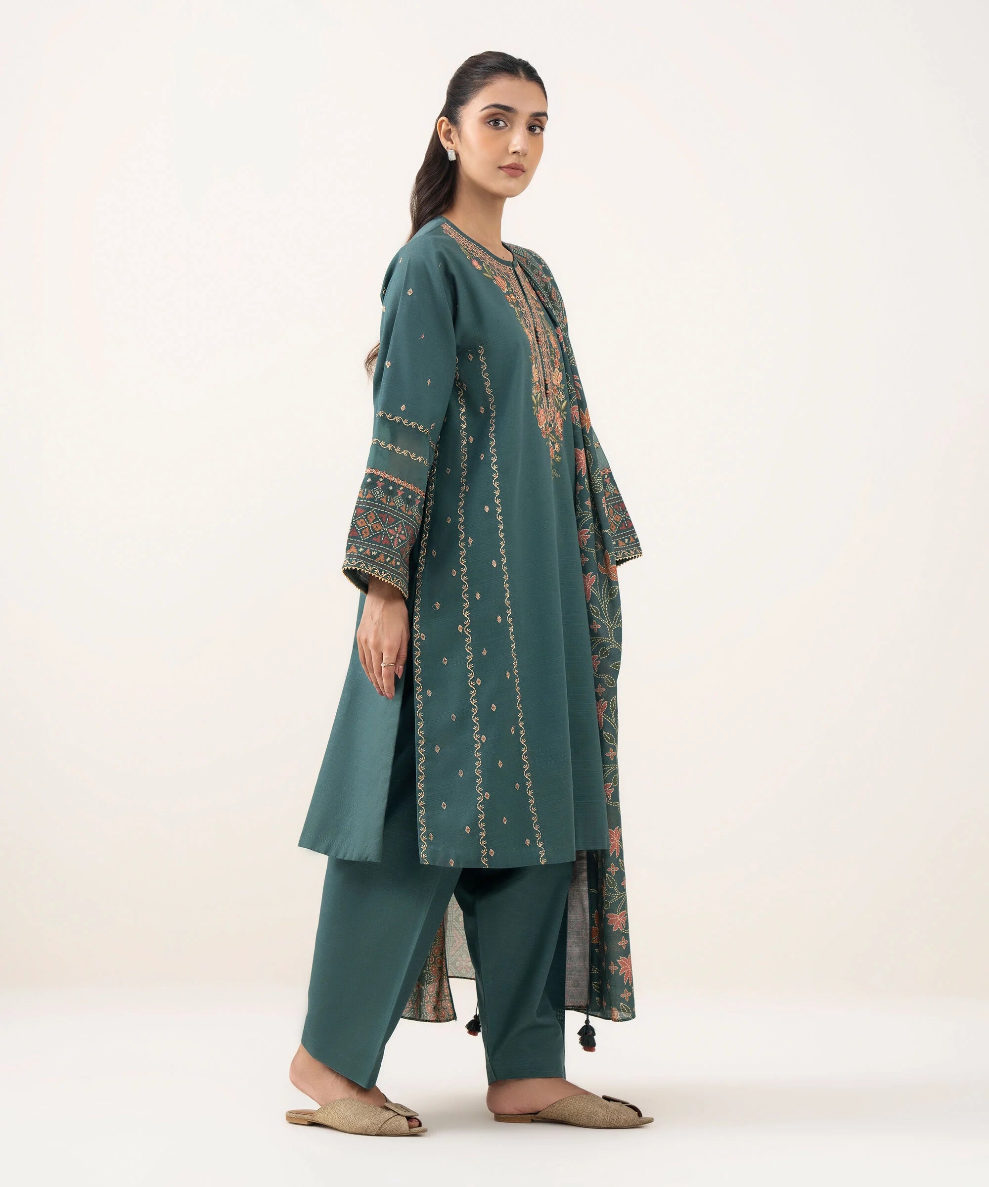 3 Piece - Embroidered Light Khaddar Suit