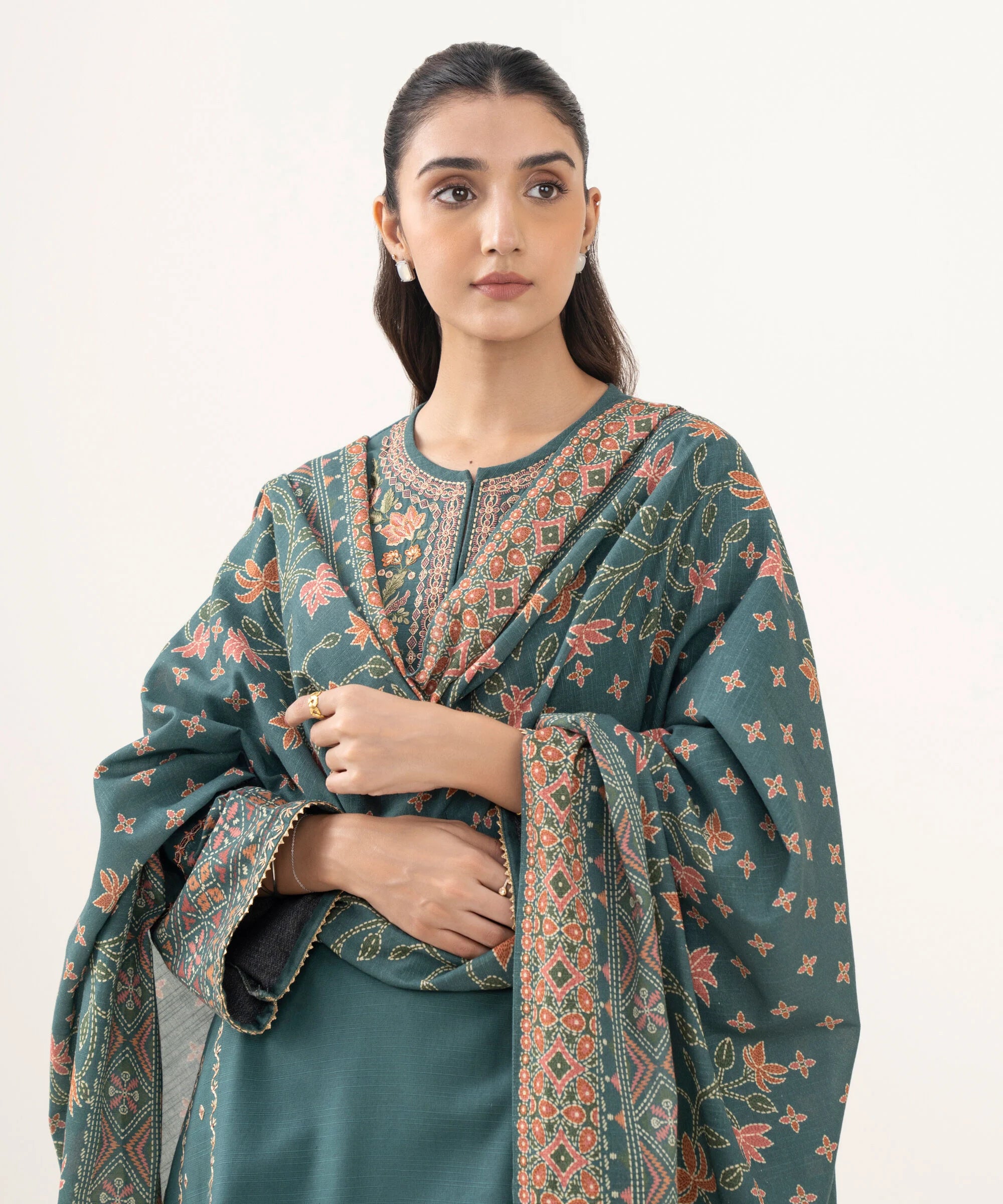 3 Piece - Embroidered Light Khaddar Suit