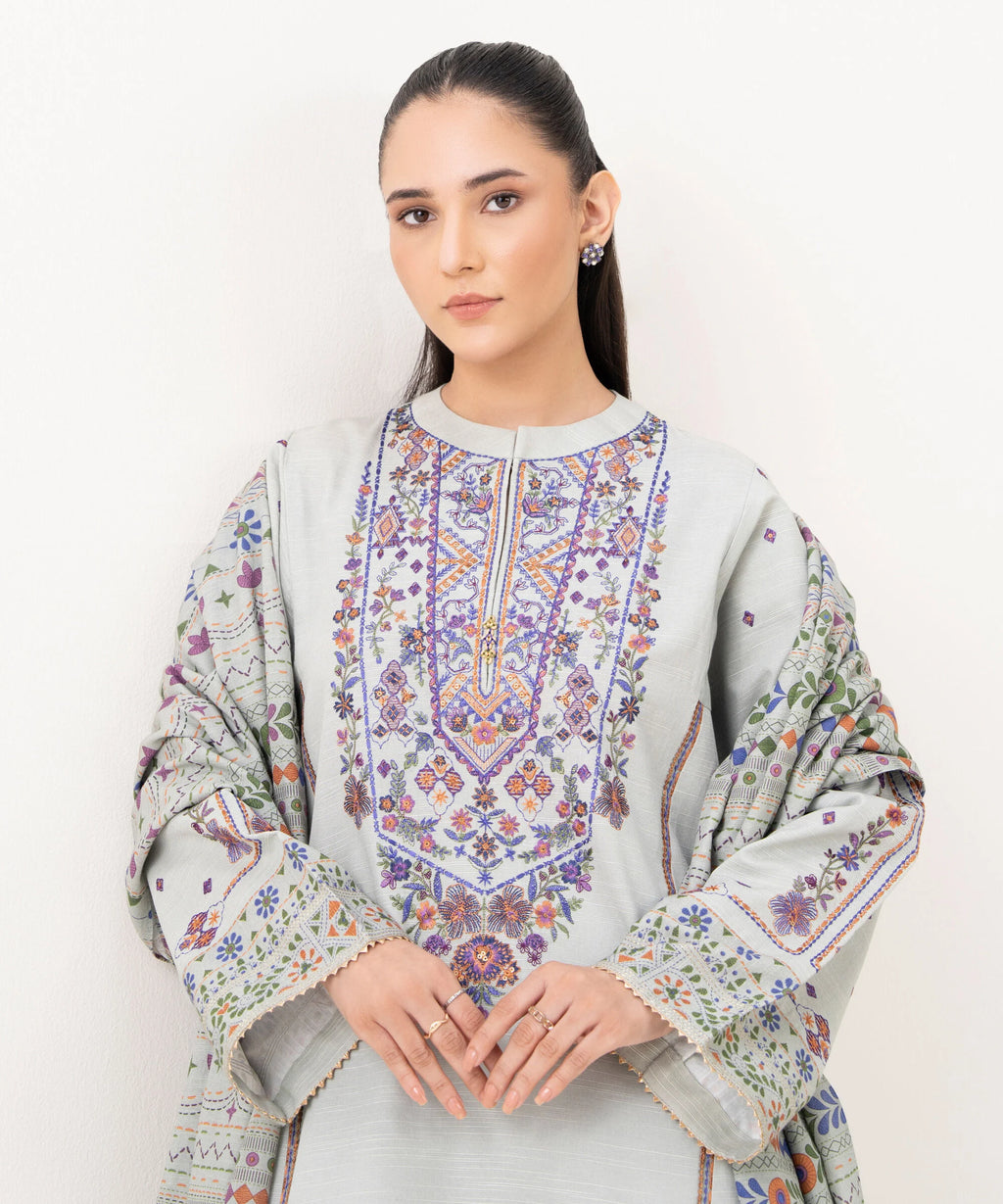 3 Piece - Embroidered Light Khaddar Suit