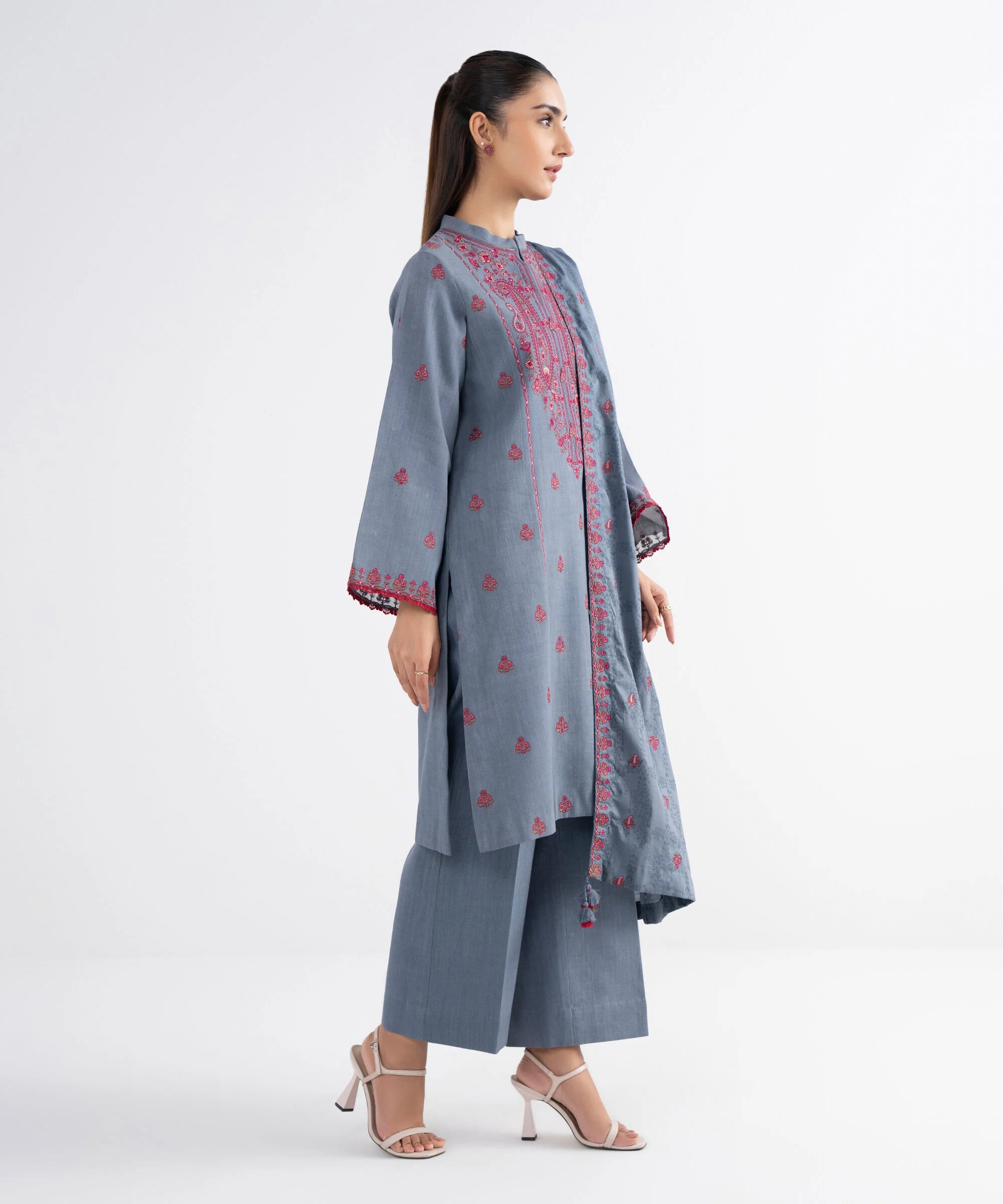 3 Piece - Embroidered Crosshatch Suit