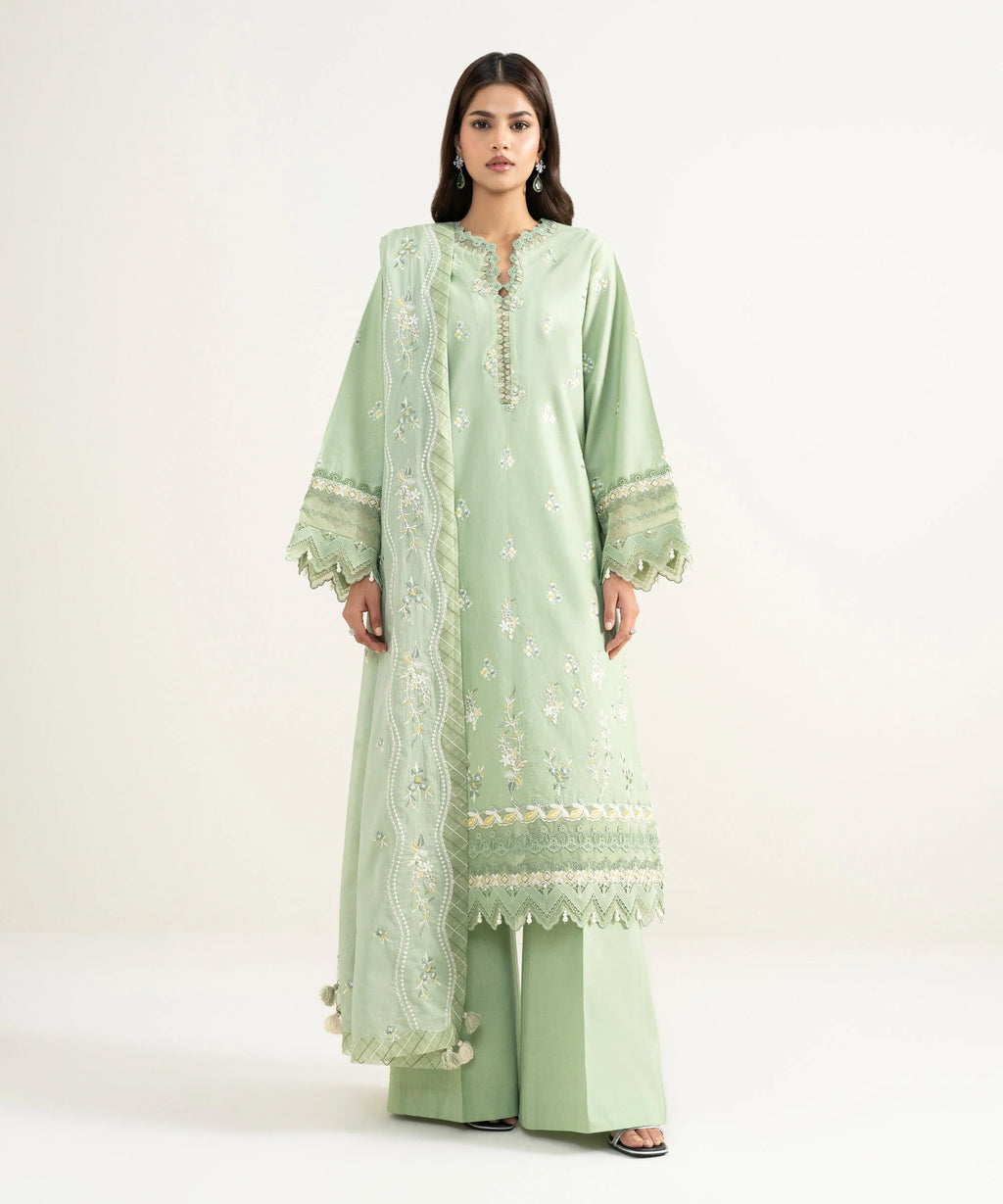 3 Piece - Embroidered Lawn Suit