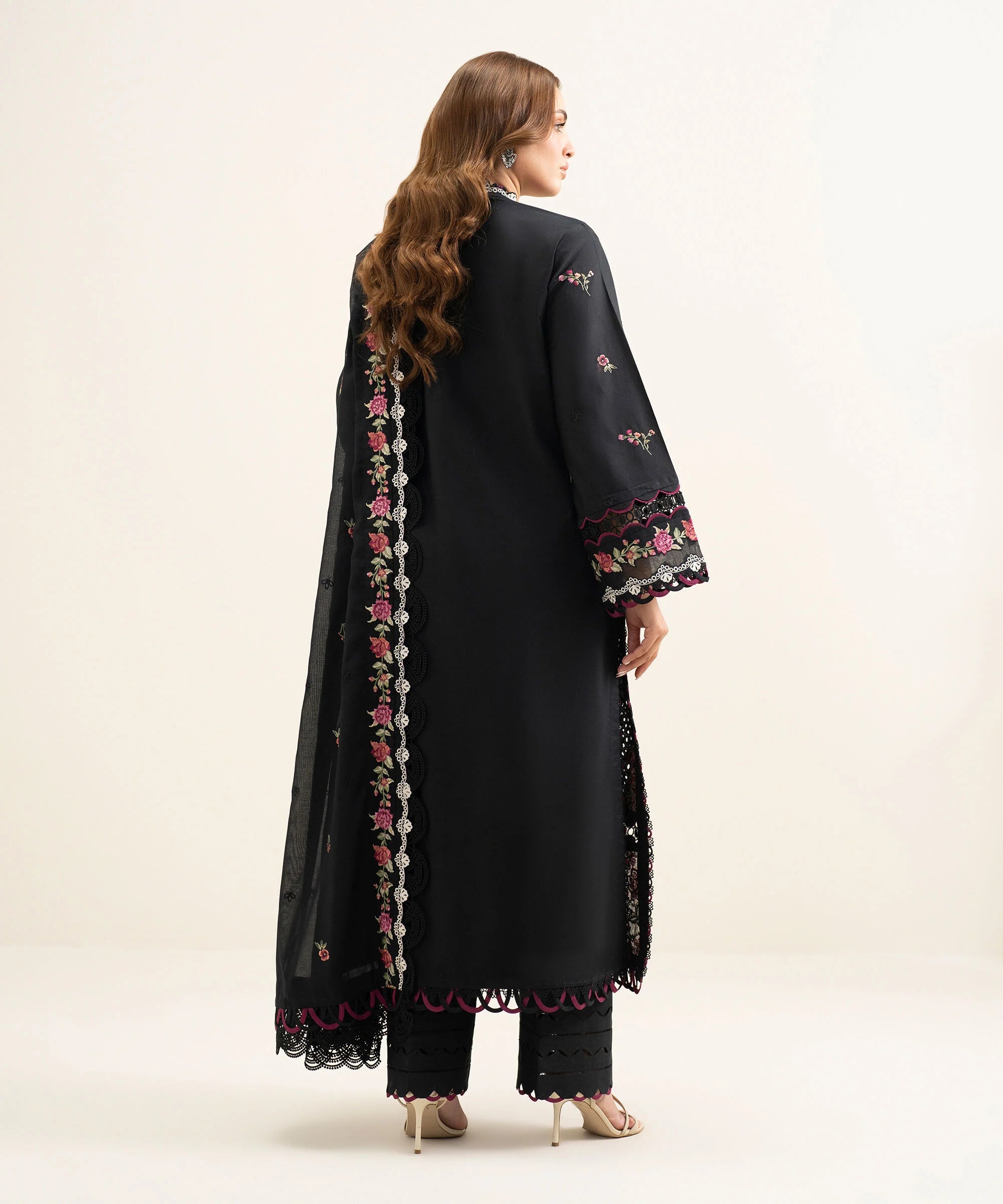 3 Piece - Embroidered Lawn Suit